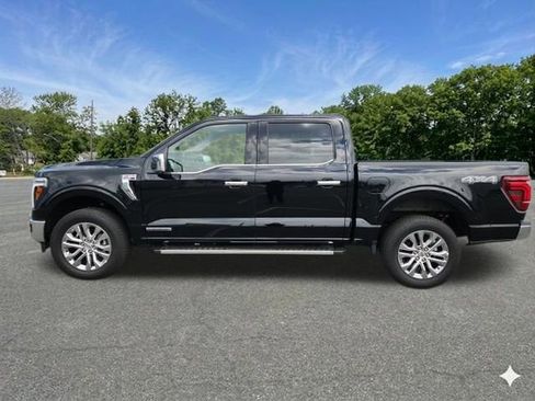 Used 2025 Ford F150 Lariat w/ Equipment Group 501A Mid AWD/4WD image 5