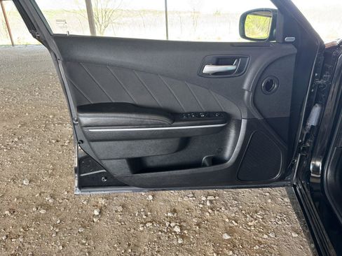 Used 2023 Dodge Charger Scat Pack w/ Technology Group RWD image 23