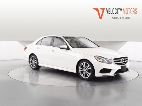 Used 2016 Mercedes-Benz E 350 4MATIC Sedan image 7