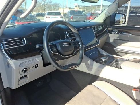 Used 2022 Jeep Grand Wagoneer Series I image 8