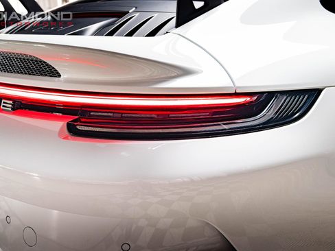 Used 2022 Porsche 911 GT3 RWD image 80