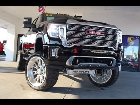 Used 2020 GMC Sierra 2500 Denali w/ Denali Ultimate Package image 1