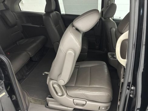 Used 2017 Honda Odyssey EX-L image 42