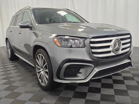 Certified 2025 Mercedes-Benz GLS 450 4MATIC image 8