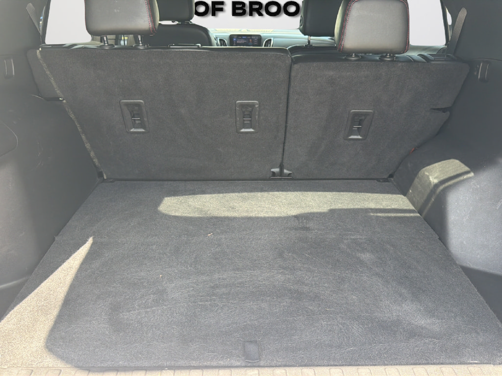 Used 2022 Chevrolet Equinox RS w/ RS Leather Package FWD image 16