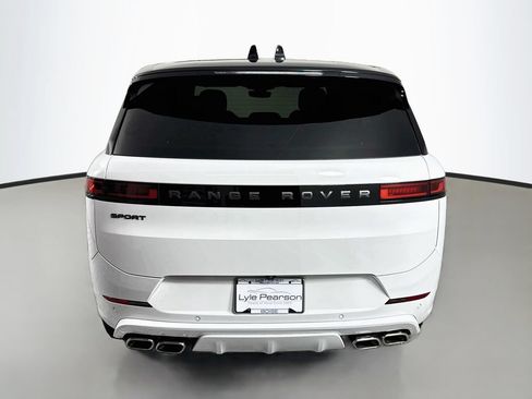 Used 2025 Land Rover Range Rover Sport Dynamic SE AWD/4WD image 10