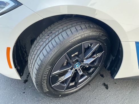 Used 2023 BMW i4 eDrive35 w/ Premium Package image 20