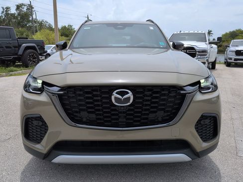 Used 2025 MAZDA CX-70 Plug-In Hybrid w/ Premium Plus AWD/4WD image 3