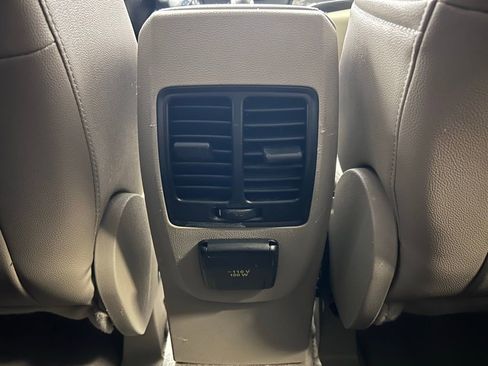 Used 2014 Ford Escape Titanium w/ Equipment Group 401A FWD image 19