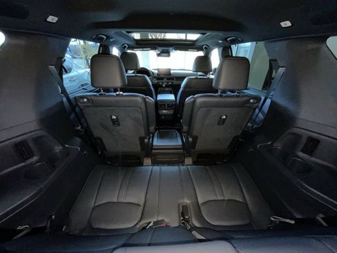 Used 2025 Honda Pilot TrailSport image 24