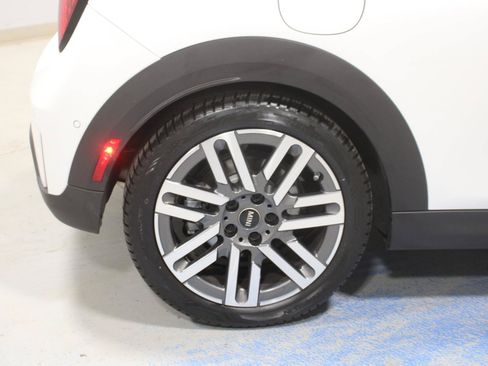 Used 2026 MINI Cooper S FWD image 32