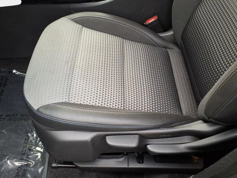 Used 2024 Chevrolet Trax LT image 16