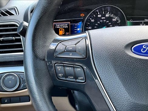 Certified 2017 Ford Explorer Limited image 23