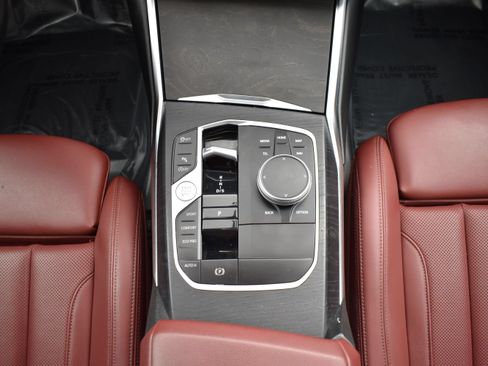 Used 2023 BMW 330i xDrive Sedan w/ M Sport Package AWD/4WD image 13