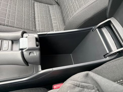 New 2026 Honda HR-V LX image 22