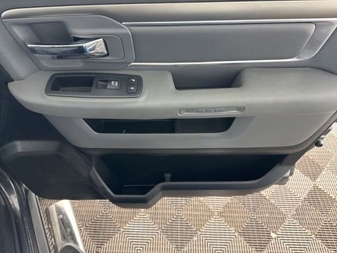 Used 2016 RAM 1500 Big Horn AWD/4WD image 23