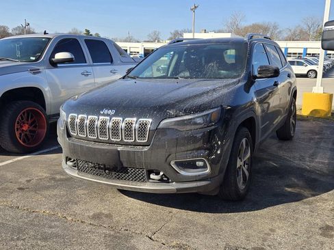 Used 2021 Jeep Cherokee Limited w/ Elite Package image 4