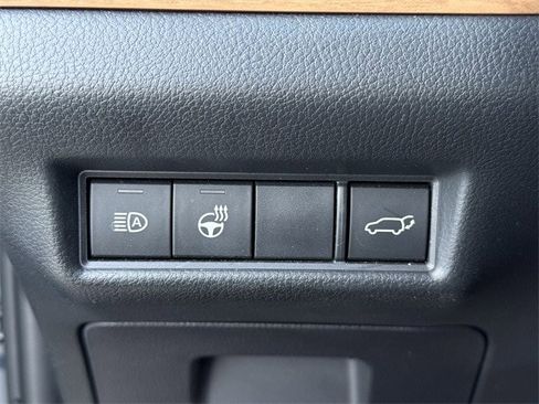 Used 2025 Toyota Grand Highlander AWD image 25