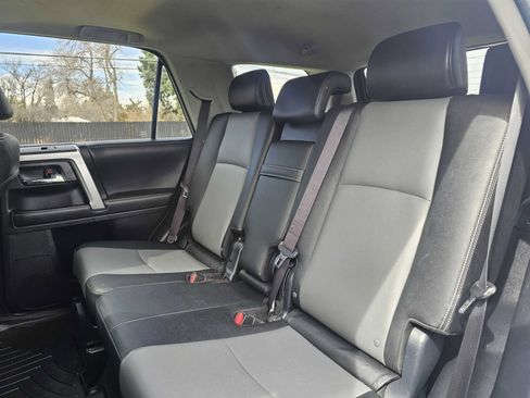 Used 2016 Toyota 4Runner SR5 Premium image 27