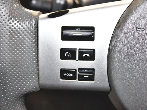 Used 2015 Nissan Frontier SV w/ SV Value Truck Package image 11