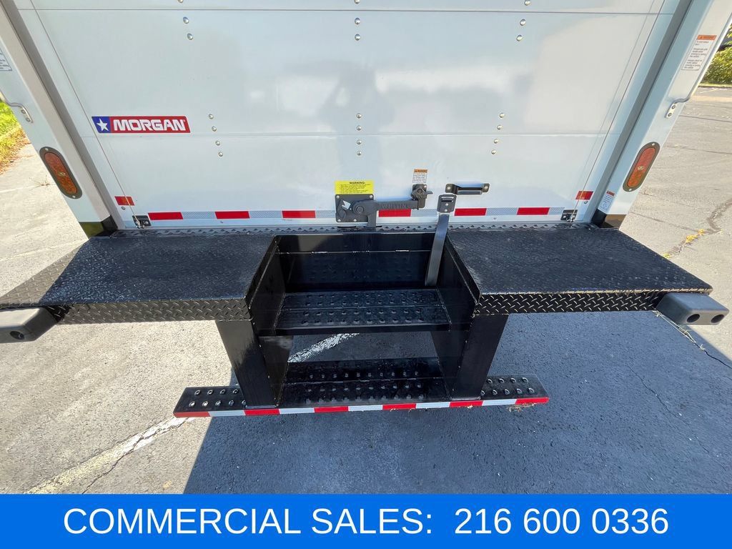 Used 2024 Isuzu NPR RWD image 4
