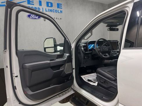 New 2026 Ford F350 Lariat w/ Black Appearance Package AWD/4WD image 10