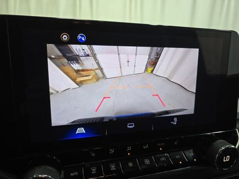 Used 2023 Chevrolet Colorado LT w/ LT Convenience Package III image 26