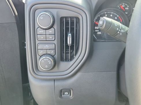 Used 2024 Chevrolet Silverado 1500 Custom Trail Boss image 26