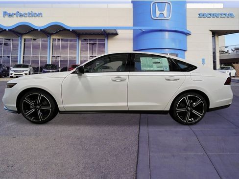 New 2026 Honda Accord SE image 2