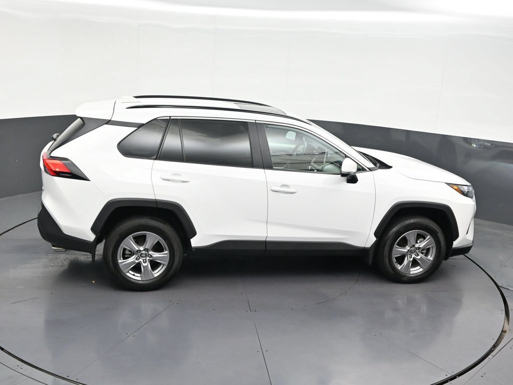 Used 2025 Toyota RAV4 XLE w/ Convenience Package FWD image 20