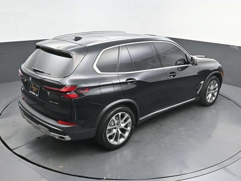 Certified 2025 BMW X5 sDrive40i w/ Climate Comfort Package RWD image 38