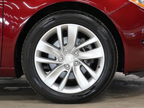 Used 2017 Buick Regal Premium w/ Driver Confidence Package #1 AWD/4WD image 40