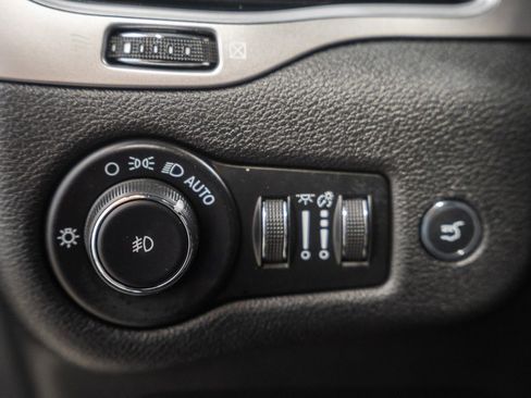 Used 2019 Jeep Cherokee High Altitude AWD/4WD image 42