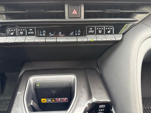 Certified 2026 Toyota Crown AWD/4WD image 26