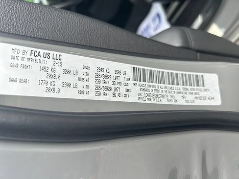 Used 2019 Dodge Durango Citadel w/ Technology Group AWD/4WD image 32