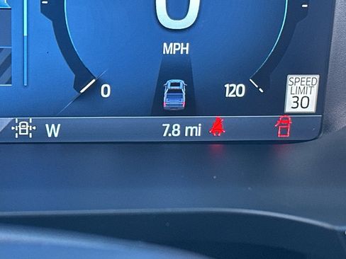 New 2025 Ford F150 Lariat w/ Equipment Group 501A Mid image 19