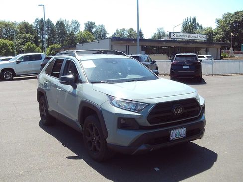 Used 2020 Toyota RAV4 TRD Off-Road w/ TRD Off-Road Weather Package AWD/4WD image 7