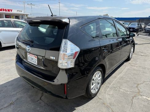 Used 2012 Toyota Prius V Three FWD image 7