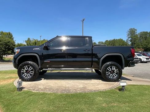 Used 2022 GMC Sierra 1500 AT4 AWD/4WD image 4