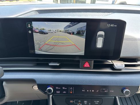 New 2026 Kia Carnival EX image 34