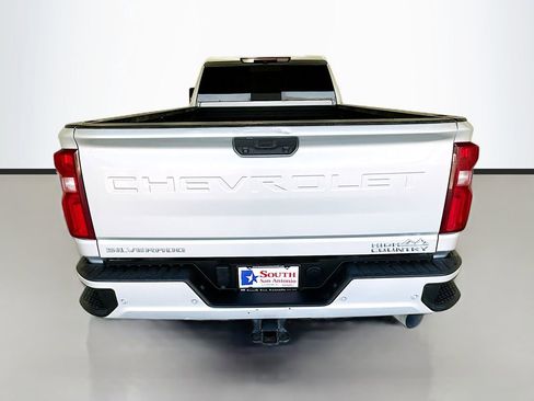 Used 2022 Chevrolet Silverado 3500 High Country w/ Safety Package II image 6