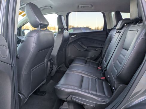 Used 2018 Ford Escape Titanium image 21