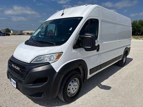 Used 2023 RAM ProMaster 2500 FWD image 1