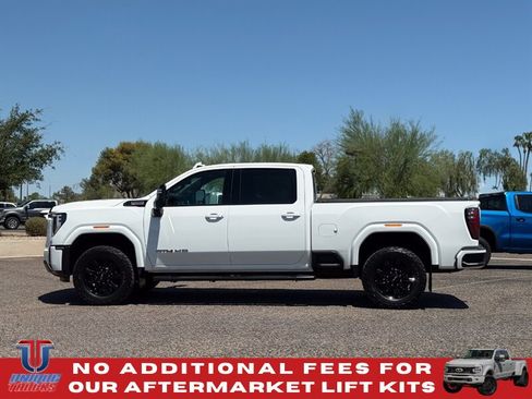 Used 2024 GMC Sierra 2500 AT4 w/ Technology Package AWD/4WD image 14