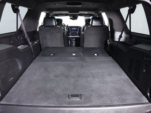Used 2016 Cadillac Escalade ESV Platinum AWD/4WD image 37