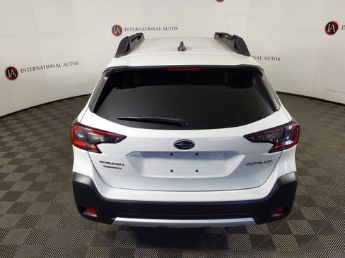 Certified 2024 Subaru Outback Limited AWD/4WD image 6