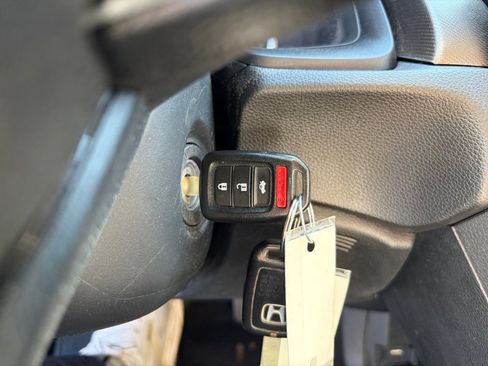 Used 2019 Honda Civic LX image 24