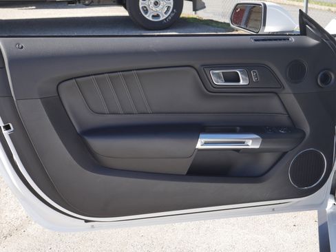 Used 2022 Ford Mustang GT Premium w/ Ford Safe & Smart Package image 30