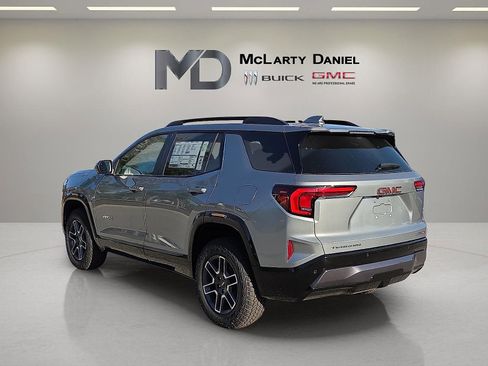 Used 2026 GMC Terrain AT4 w/ Technology Package II image 4