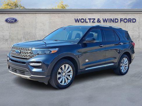Used 2023 Ford Explorer King Ranch AWD/4WD image 3